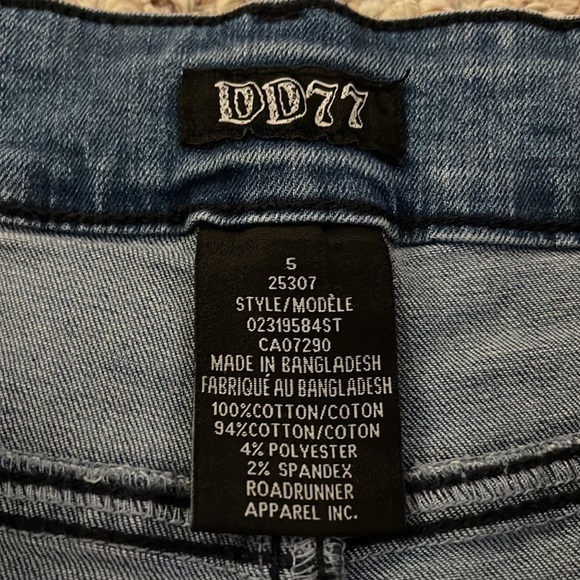 Size 5 DD77 jeans never worn - Picture 3 of 4